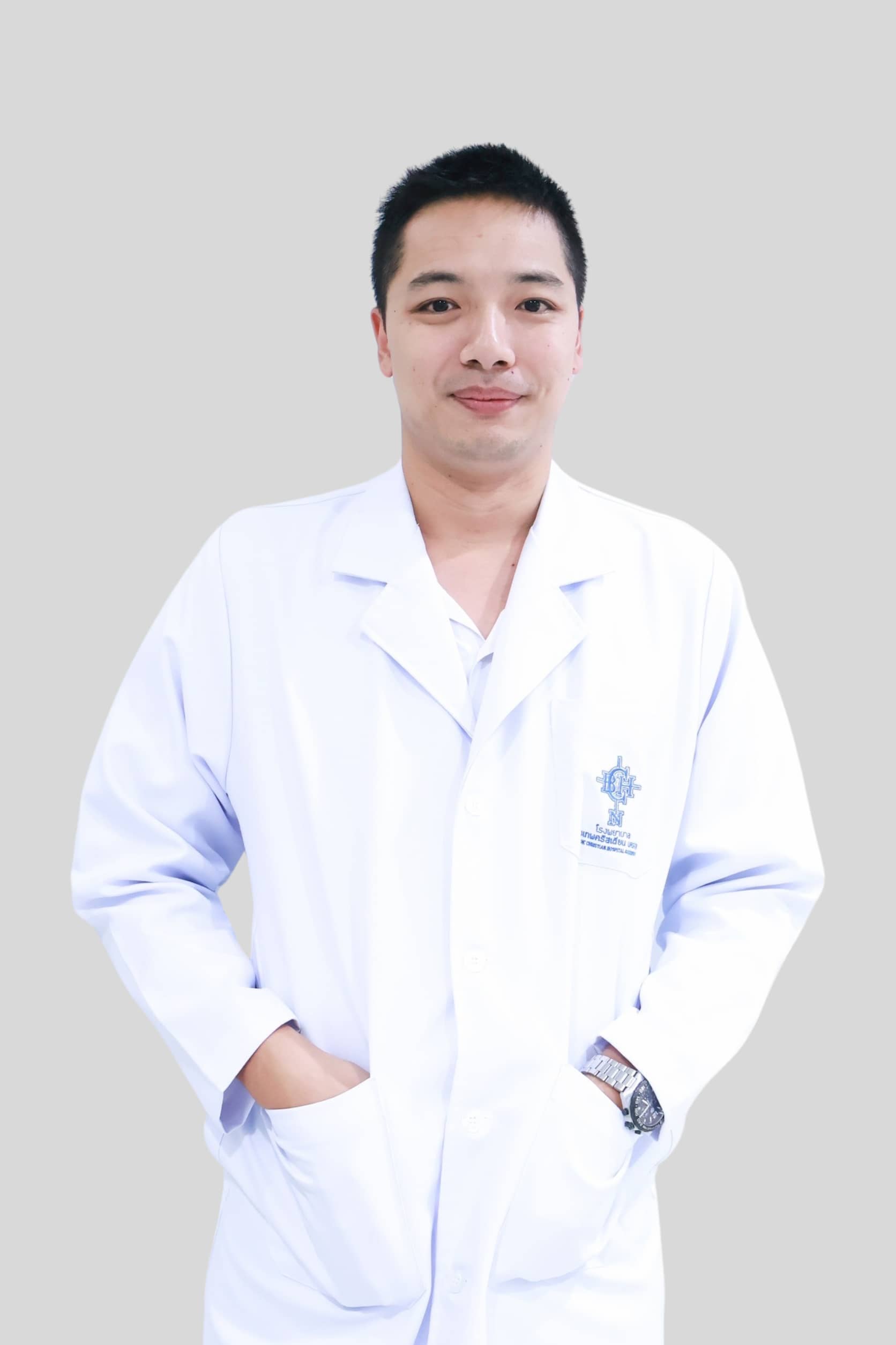 นพ.พีรพนธ์ แสงทอง